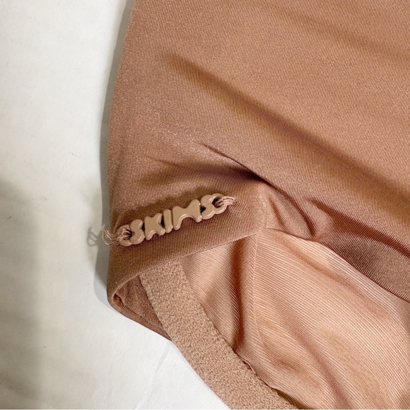 Skims No Show Unlined Balconette Bra Size 34DDD 34F Jasper Mesh Two Toned Brown - Picture 7 of 12